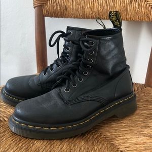Dr. Martens Classic lace-up boot